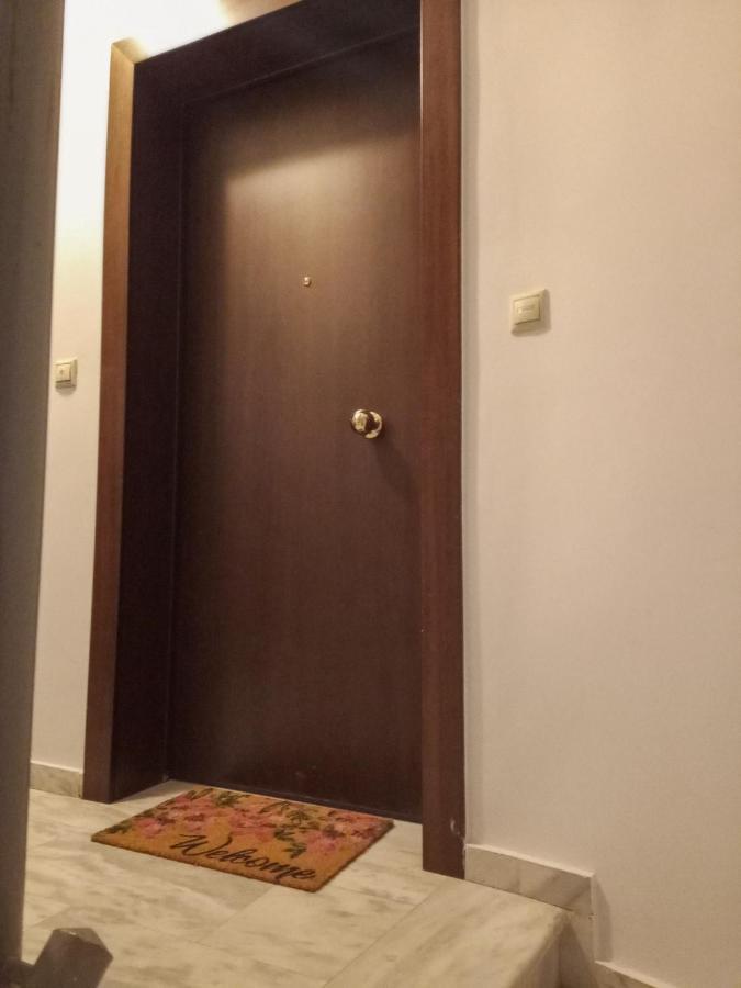 Ιδανικό Διαμέρισμα Δίπλα Στο Μετρό, Ανάμεσα Στο Κέντρο Και Τη Παραλία Athens Exterior photo